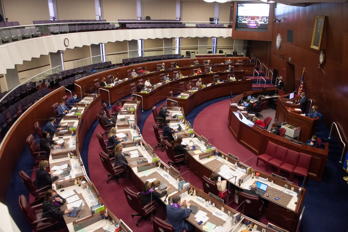 Nevada lawmakers plow through 100s of bills before deadline