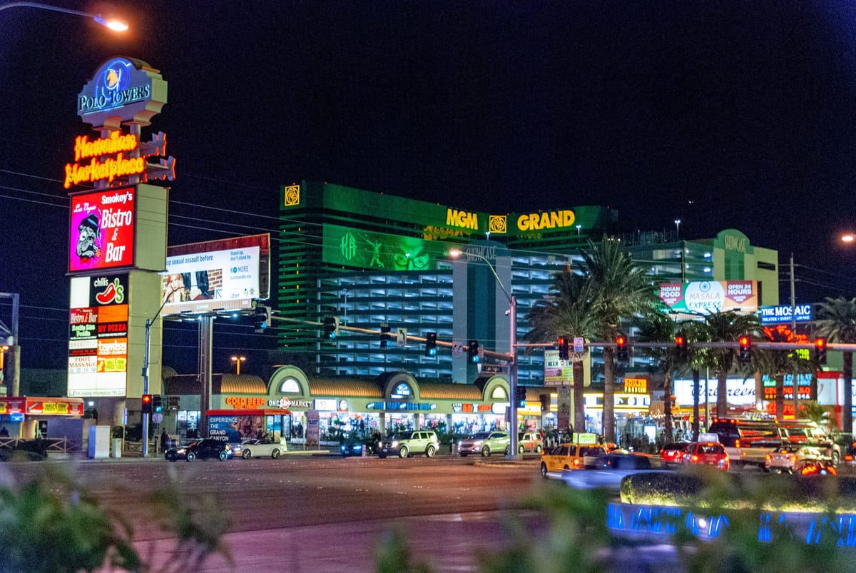 MGM unveils solar project it says will power 13 Vegas hotels