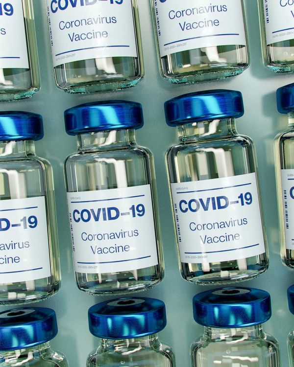 A mock-up of the COVID vaccine. Photo by Daniel Schludi on Unsplash